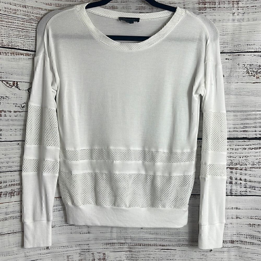 Twenty Montreal Top womens Size Small long sleeve mesh white athleisure Canada